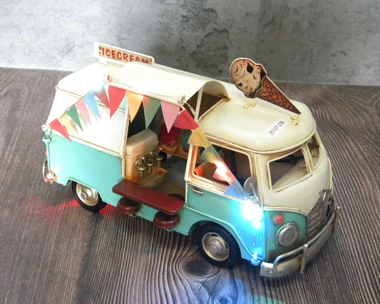 Retro Delight Ice Cream Van Decor