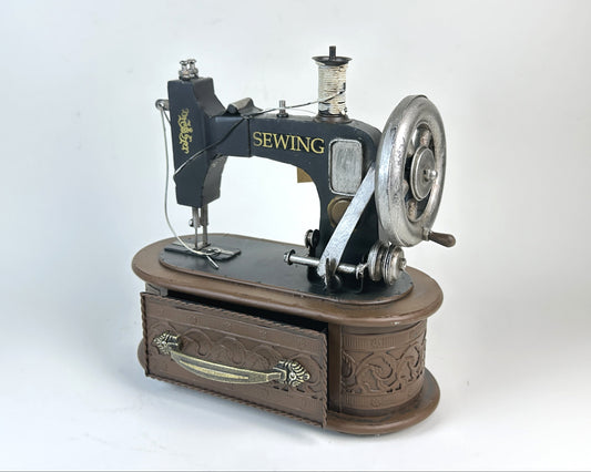 Vintage Sewing Machine Decor
